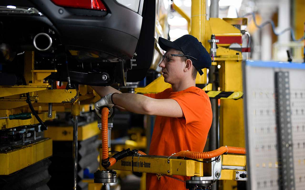 Бывший завод Mazda во Владивостоке приступил к выпуску пикапов