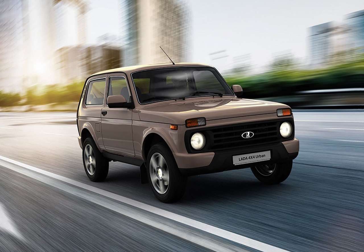 Почему украинцам приглянулись машины из России