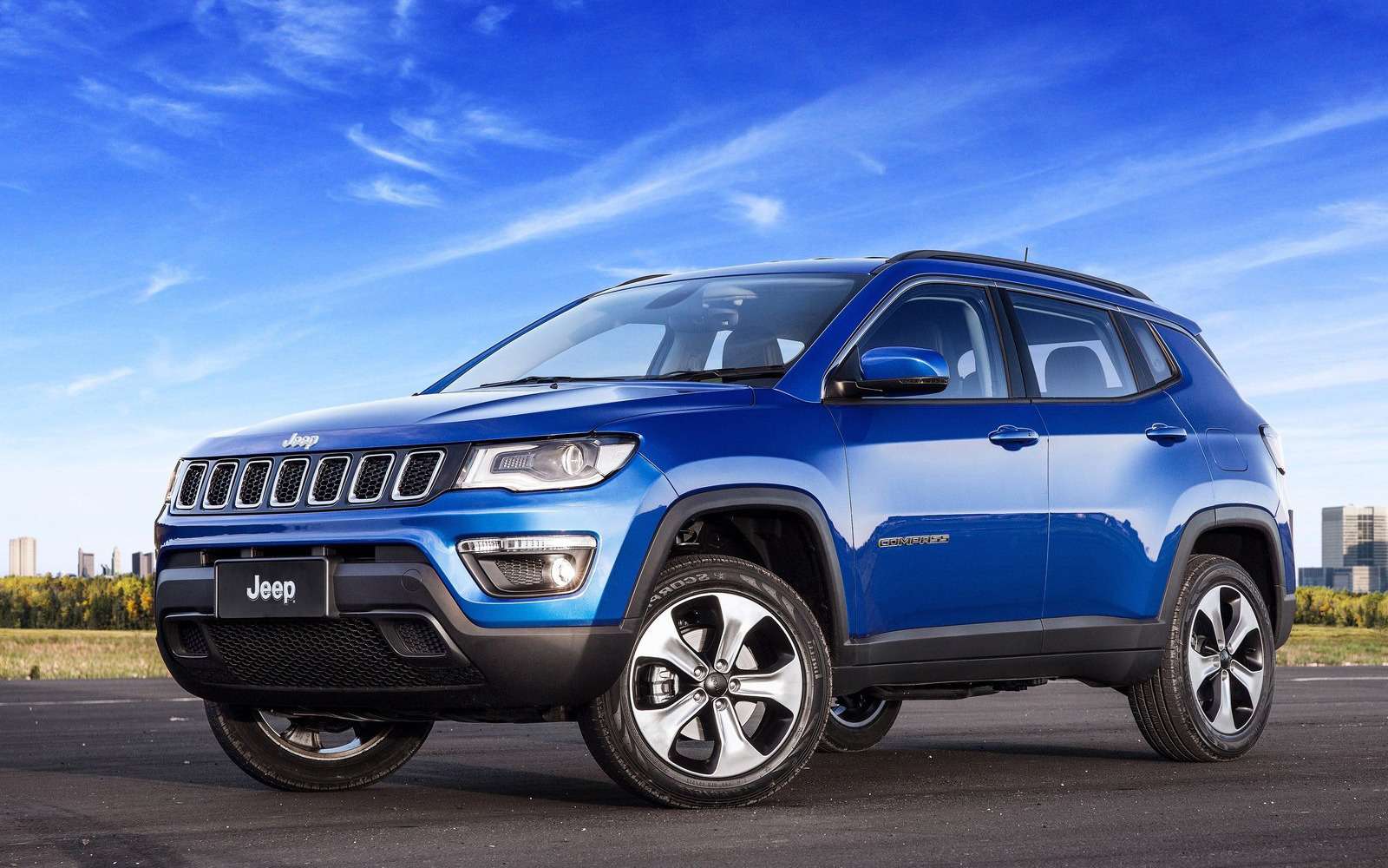 Автомобиль Jeep Compass: обзор, новости, машина Джип Компасс —  комплектации, разные поколения, характеристики Jeep Compass — сайт За рулем  www.zr.ru