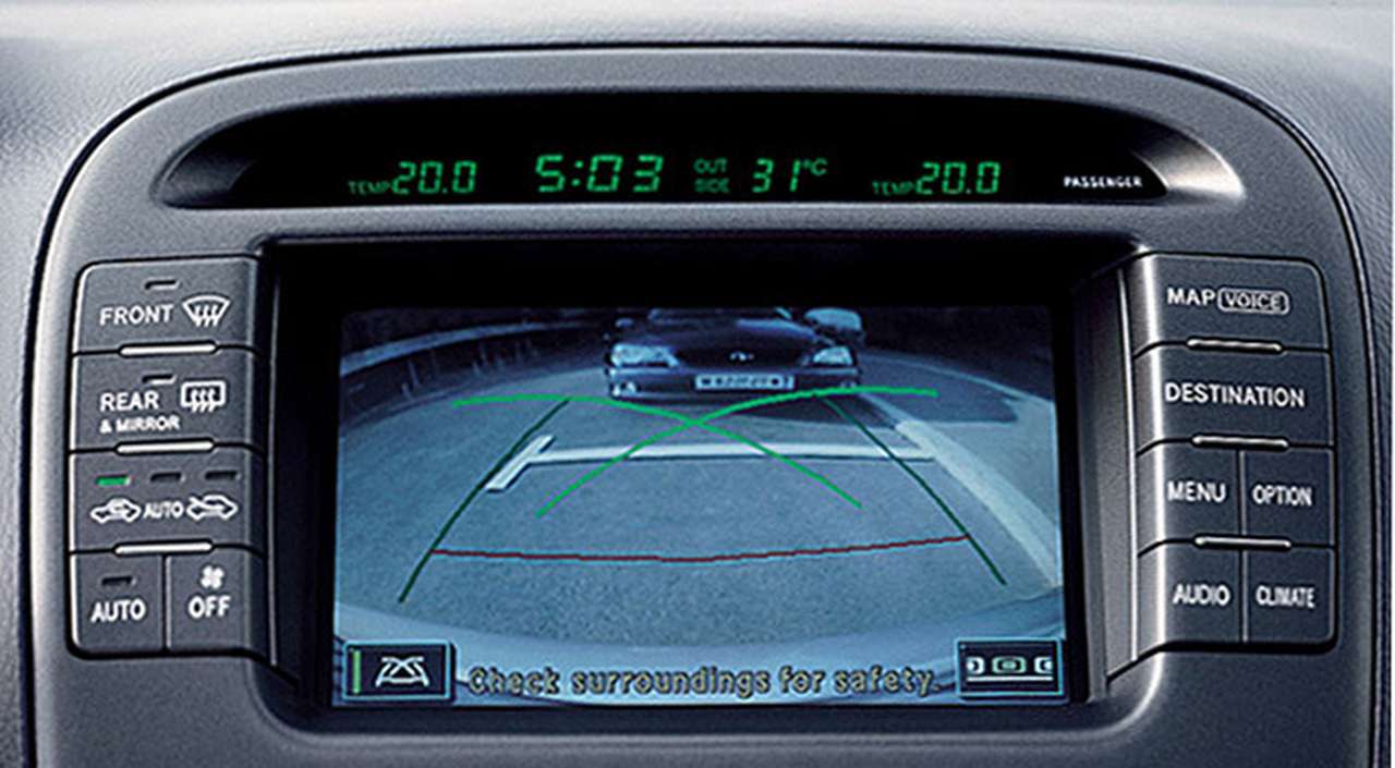 Камеры заднего вида станут обязательными в США с 2018 года