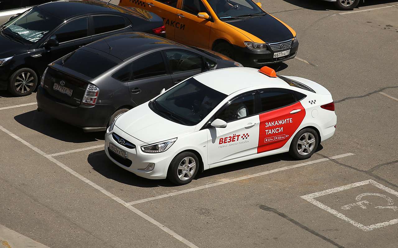 Сочинский таксист: «Мой рекорд — 40 поездок и 700 км за смену»