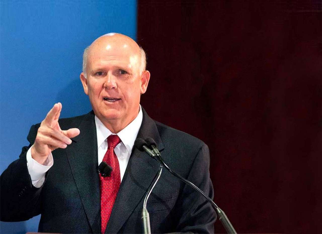 Apple предостерегли от выпуска автомобилей