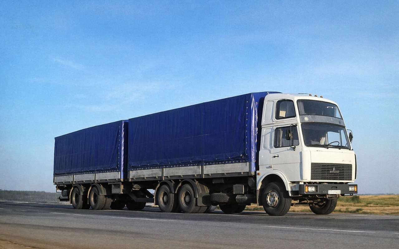 МАЗ со спальником на крыше — почему он не появился?