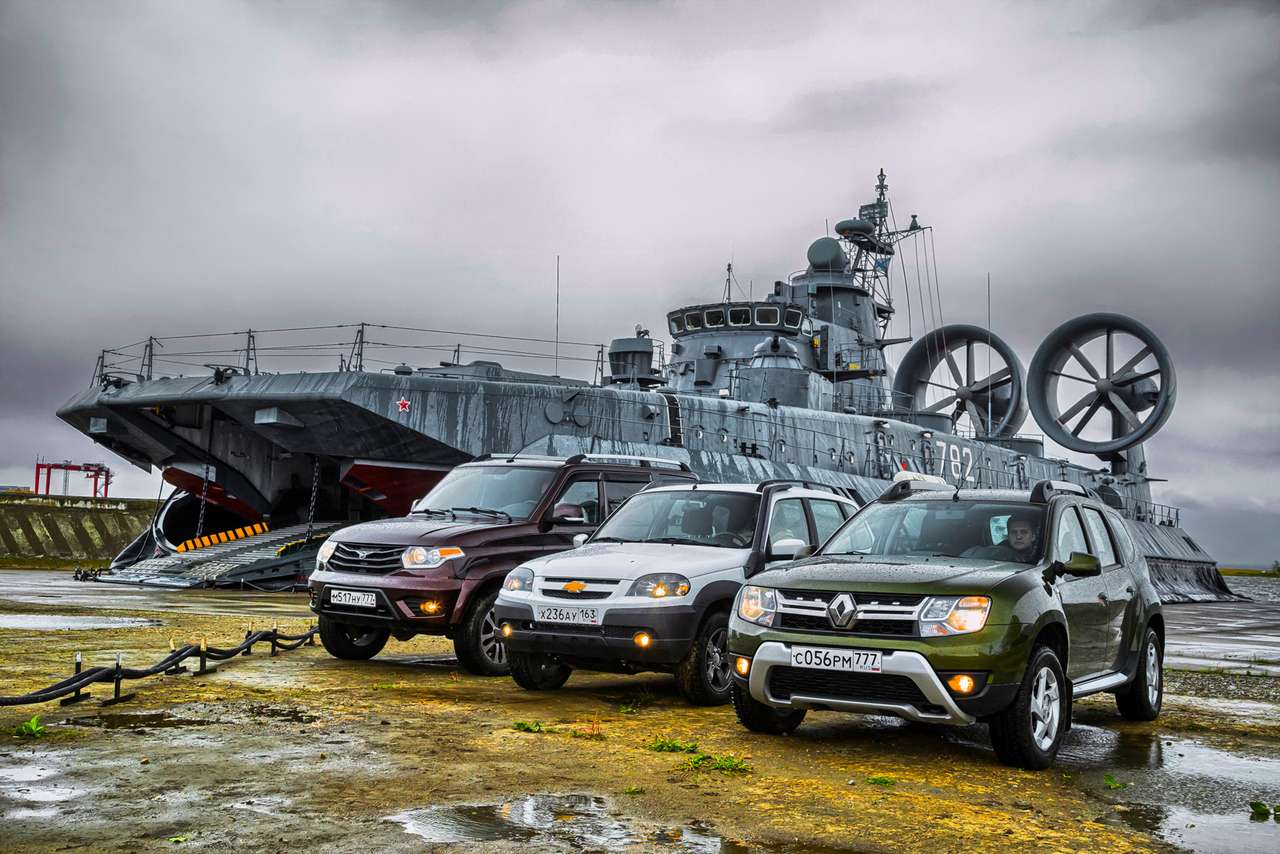 Какие автомобили стоят на учете в военкомате? Ответ удивит!