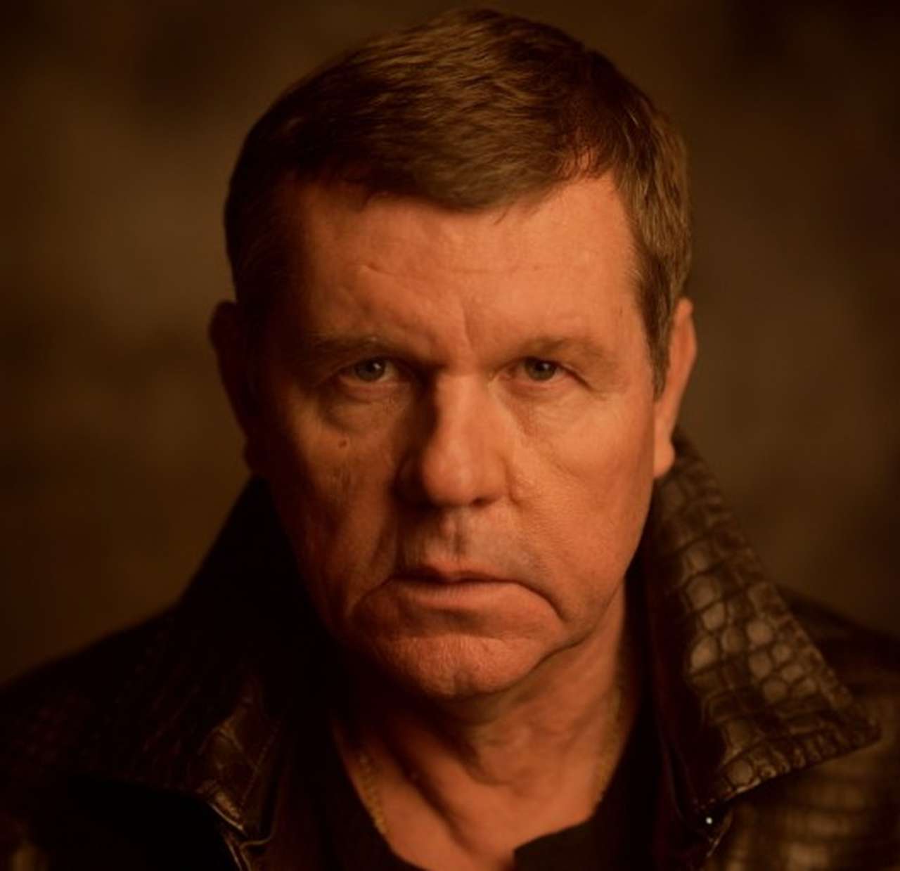 Новиков лишил номеров чужое авто из-за места на парковке