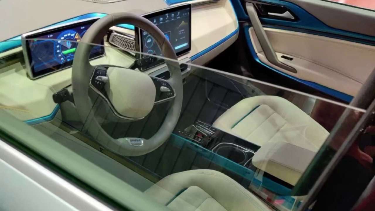 Глава Минпромторга рассказал о реализации проекта по выпуску электрокара E-Neva