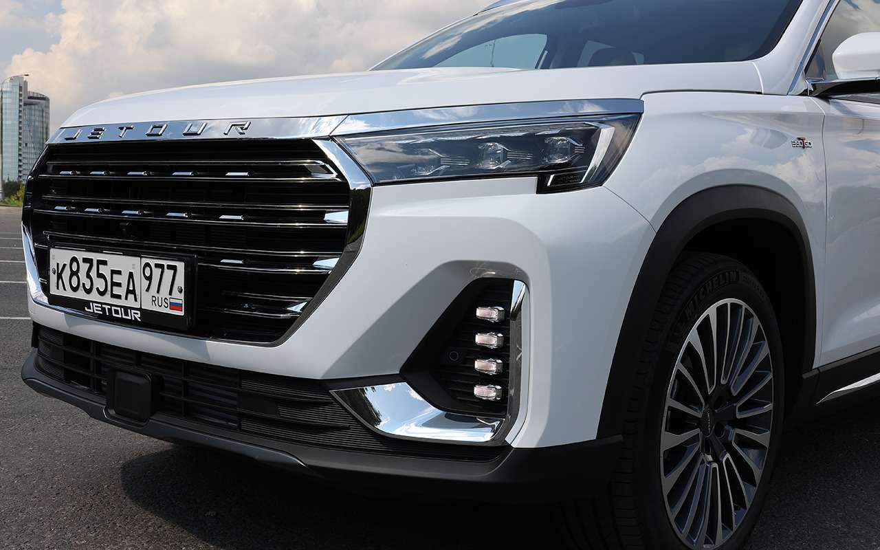 В России подорожали кроссоверы Jetour: сколько они стоят теперь