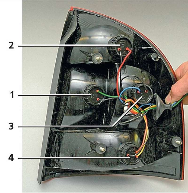 замена лампочки габарита калина 1