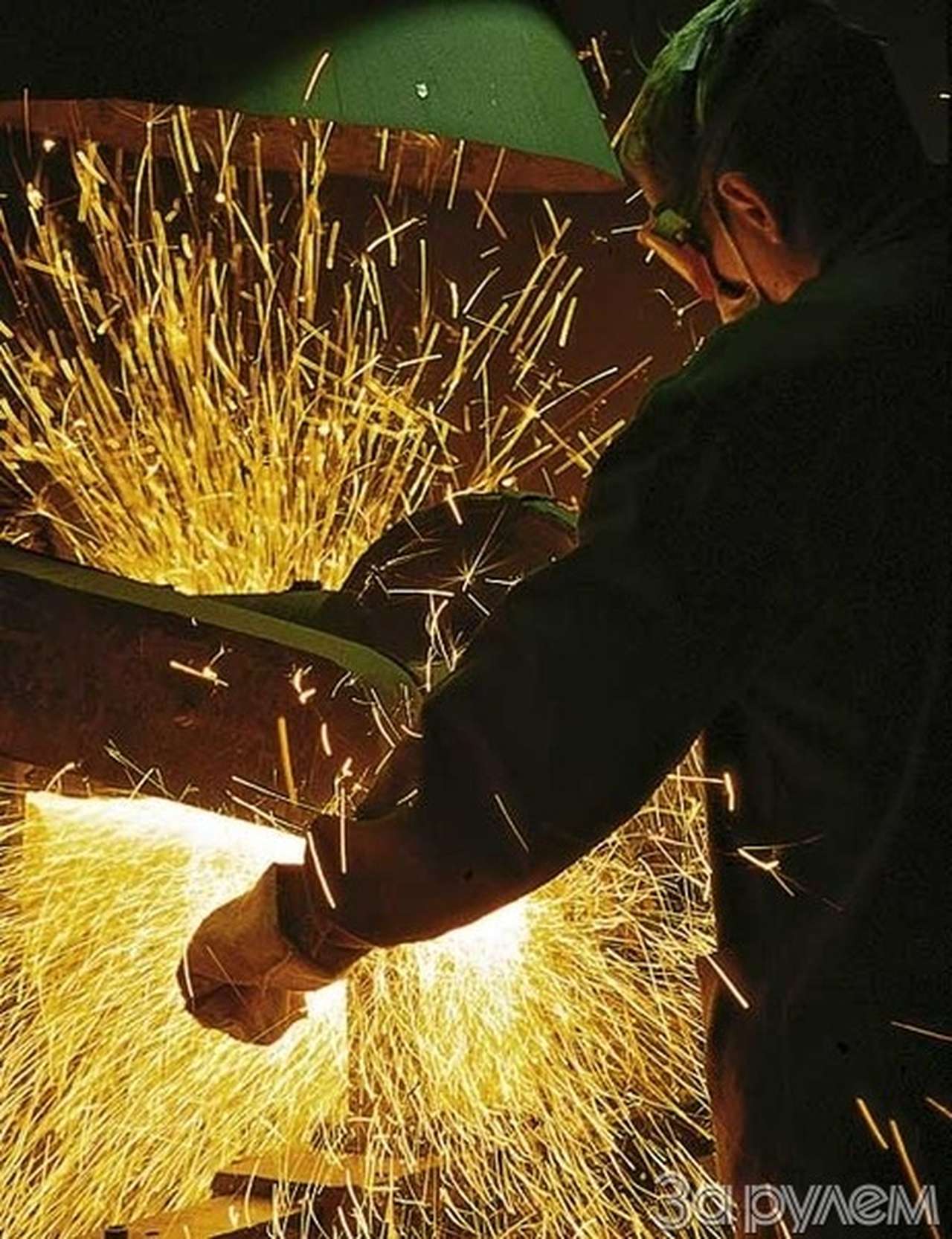 Полцарства - за мотор!