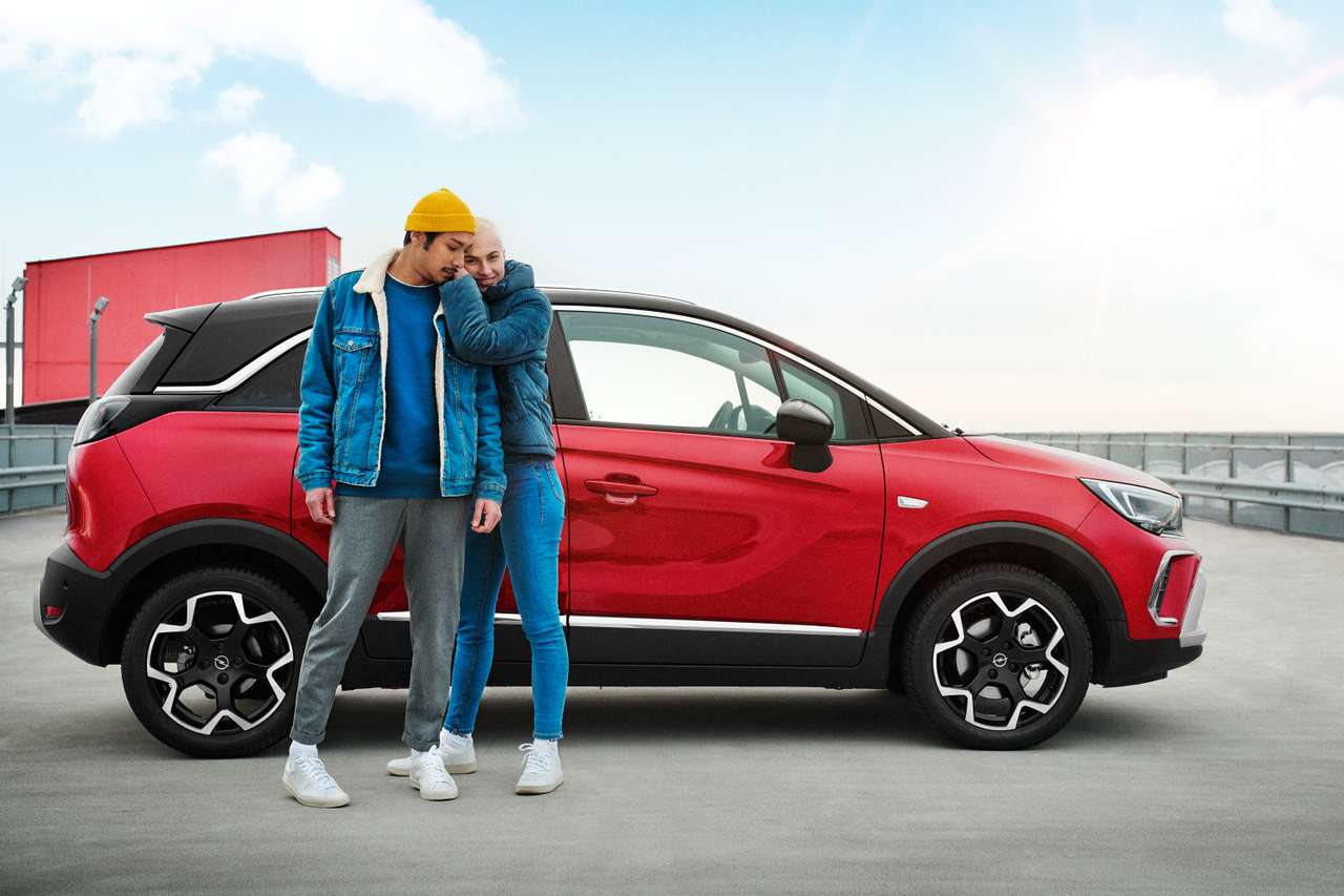 Новая модель Opel стала доступна в России