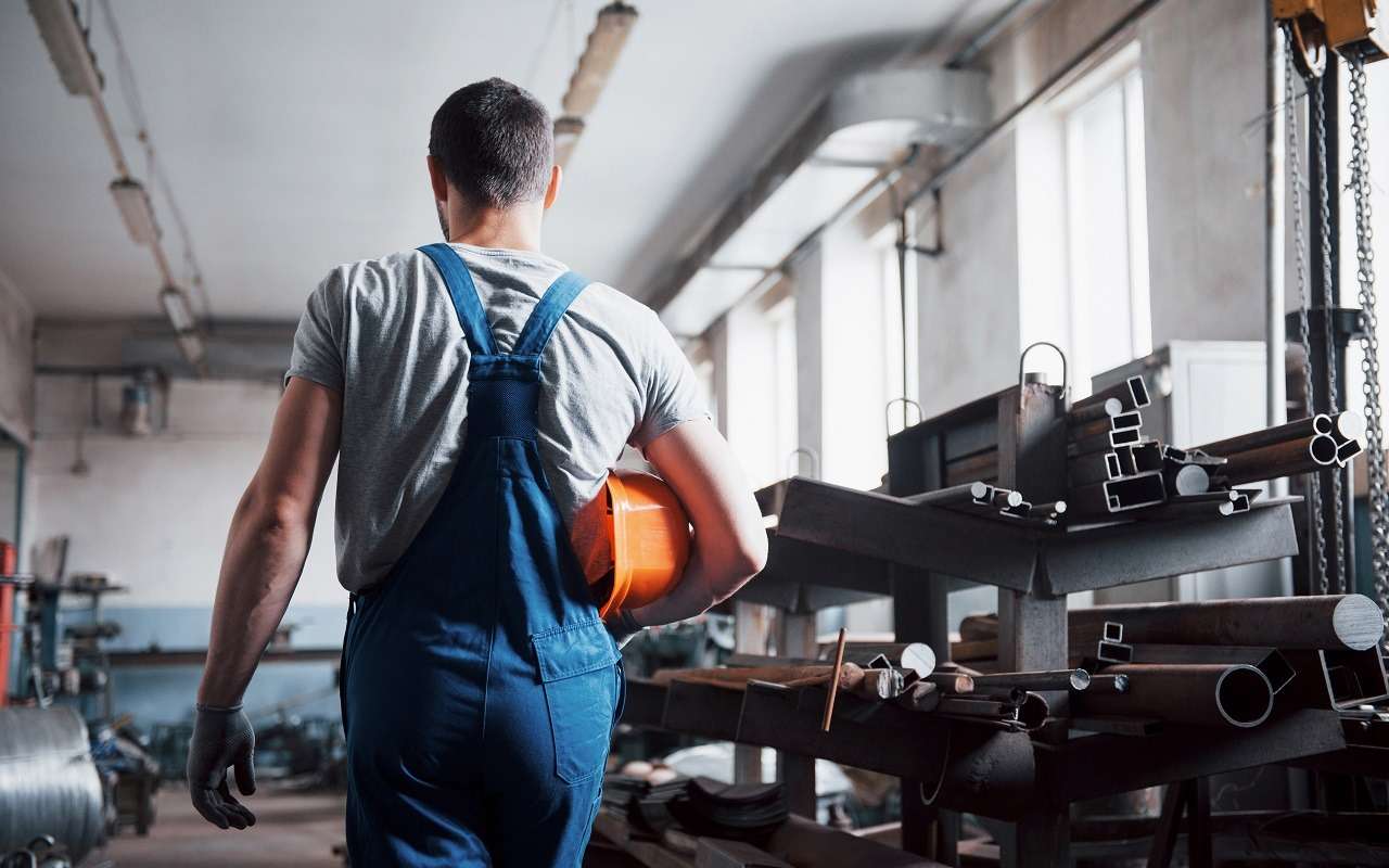 Противостояние: профсоюз вывел людей на забастовки против руководства автоконцерна