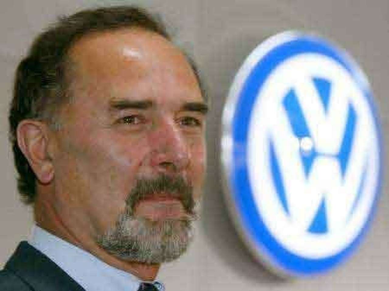 Volkswagen заявляет о "слабом старте" в 2003 году