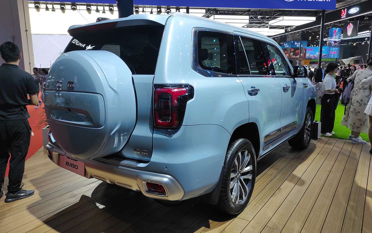 Сколько будет стоить «аналог Land Cruiser»: подробности и видео из Шанхая