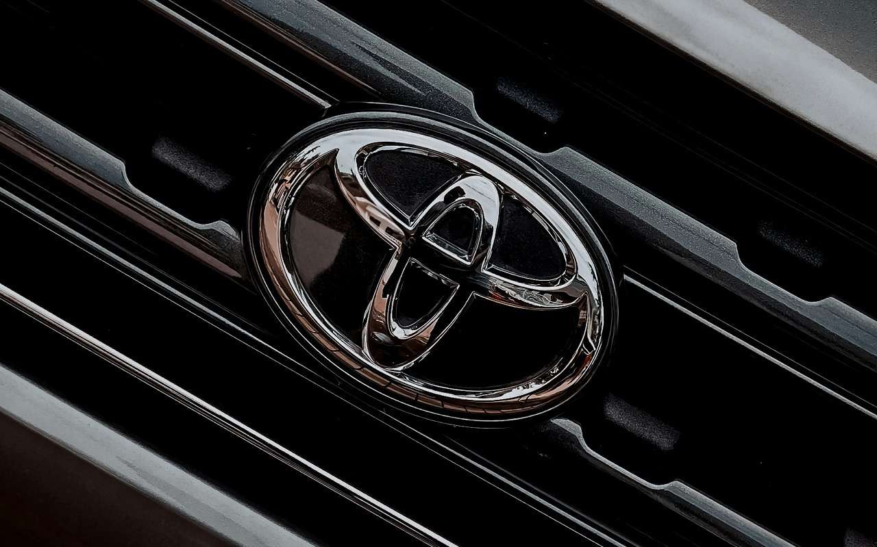 Проверены временем: названы самые надежные автомобили Toyota