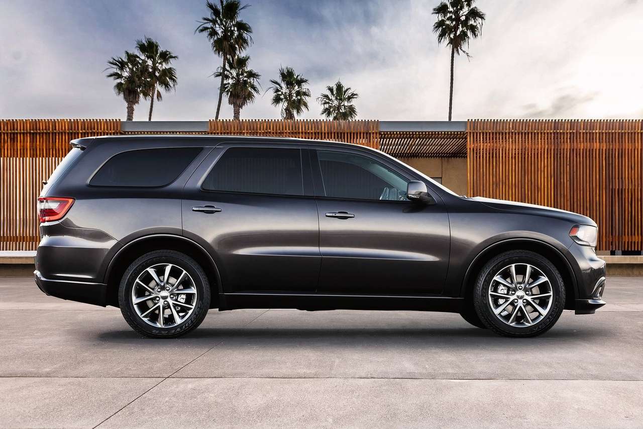 Новый 7-местный Jeep Grand Wagoneer подвинет Range Rover