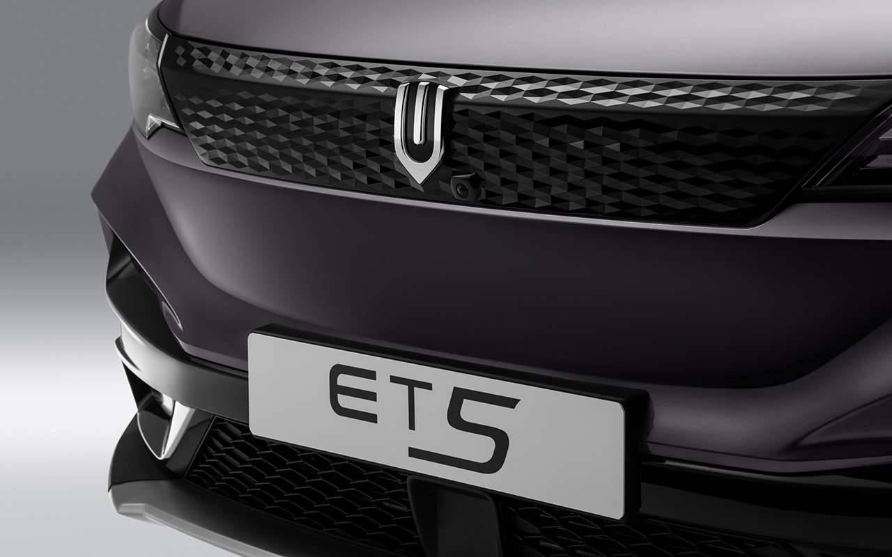 Объявлен старт продаж нового кроссовера Skywell