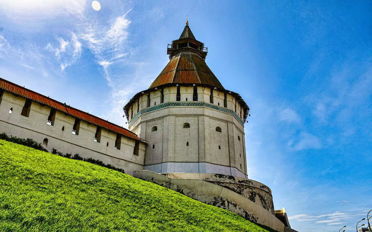 На авто по Астрахани и окрестностям: 7 видов отдыха