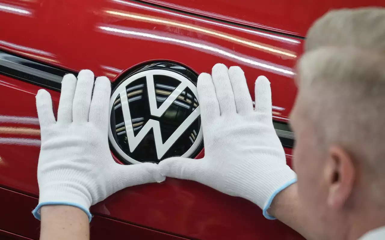 Китайский автопром рвется в лидеры: Европа теряет миллиарды и власть на рынке