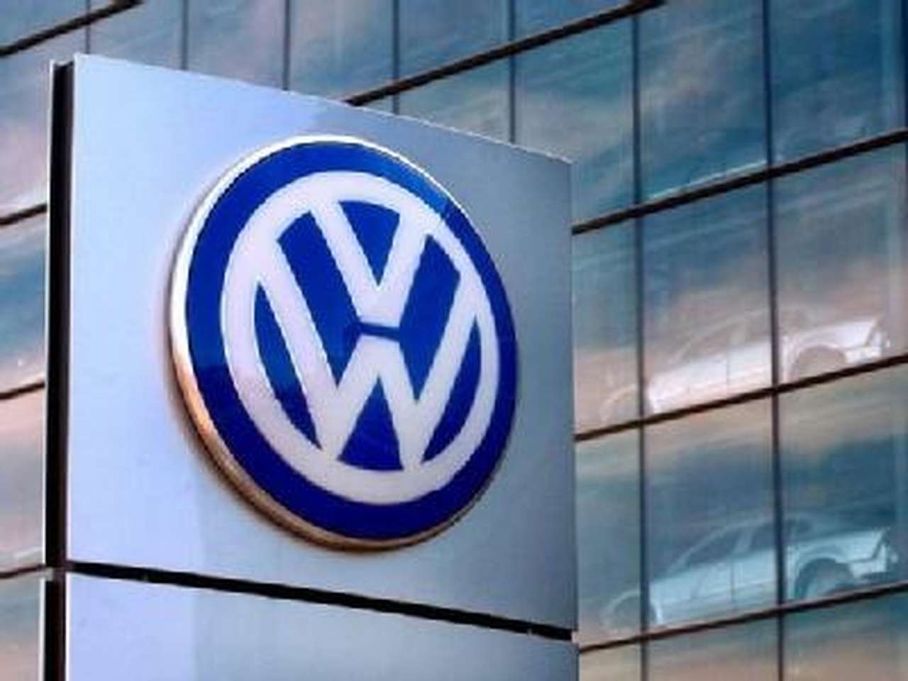 VW опровергает цифру увольнений