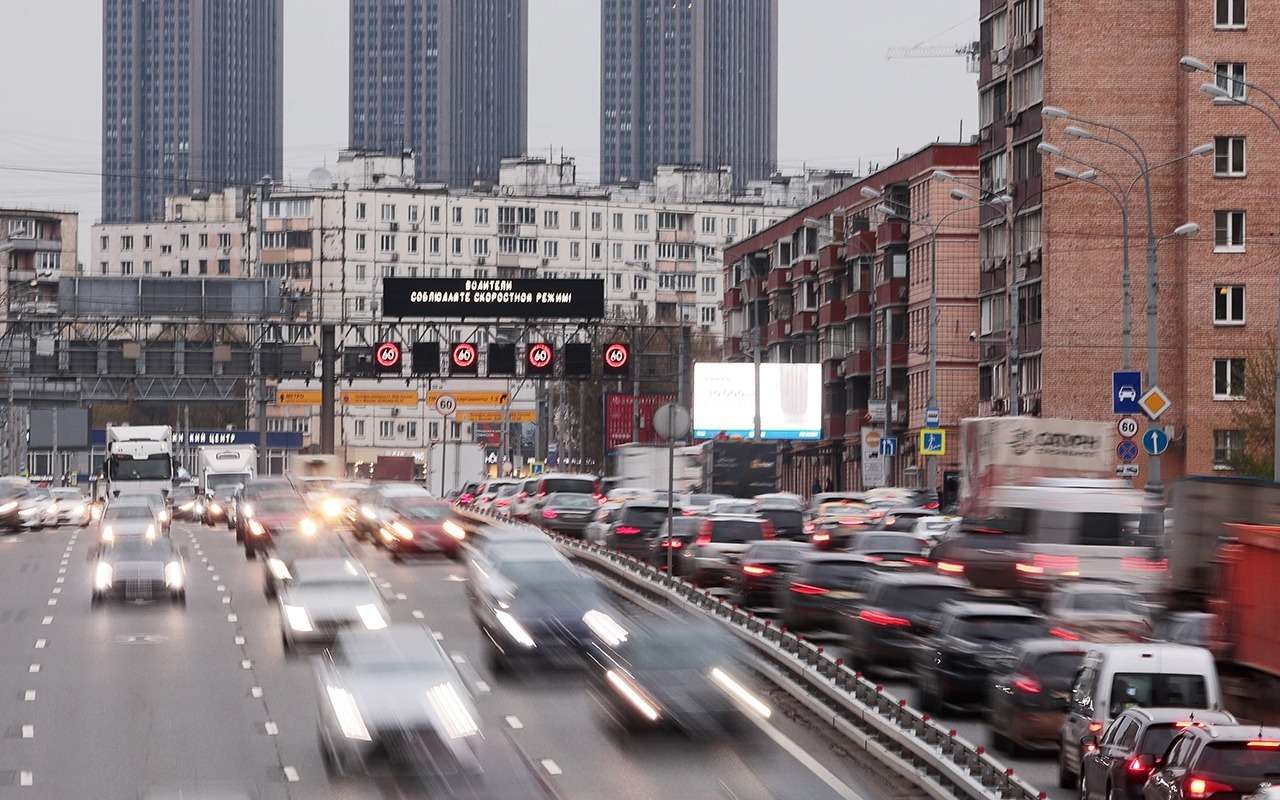 Скрытые патрули ГИБДД  — названы нарушения, за которыми они охотятся