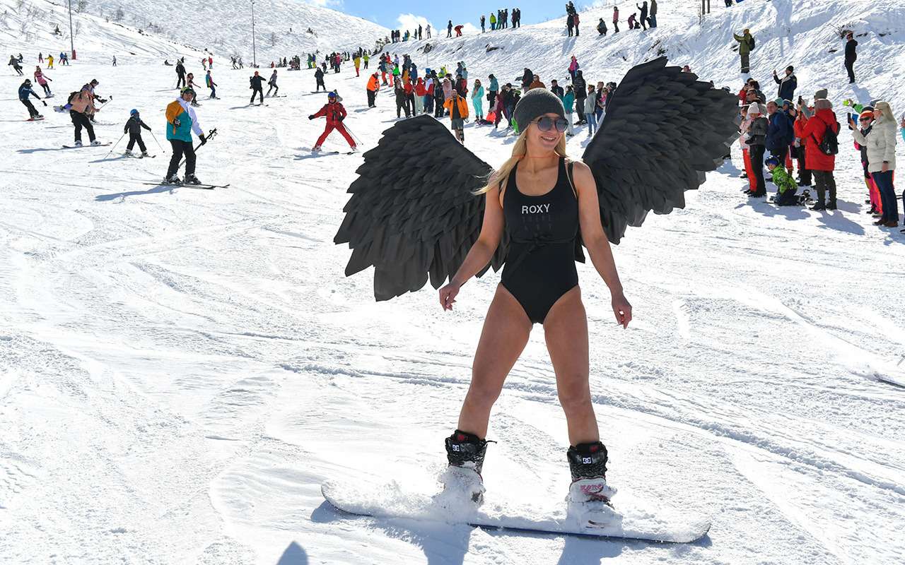 Названы суммы, которые россияне готовы потратить на новогодние путешествия