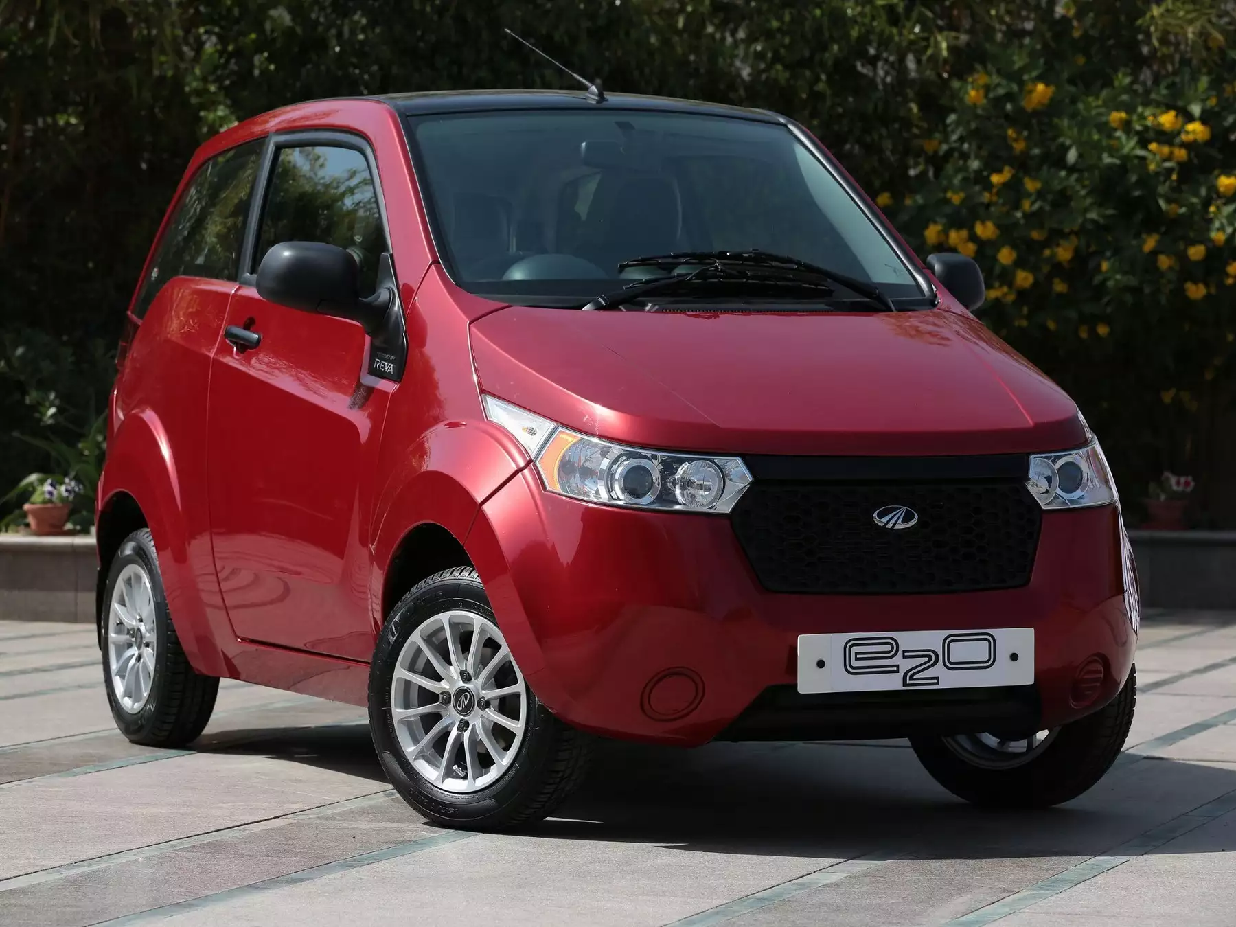 mahindra e2o