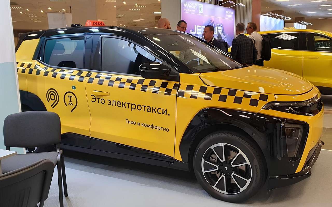 Появятся спецверсии Атома – для бизнеса и каршеринга