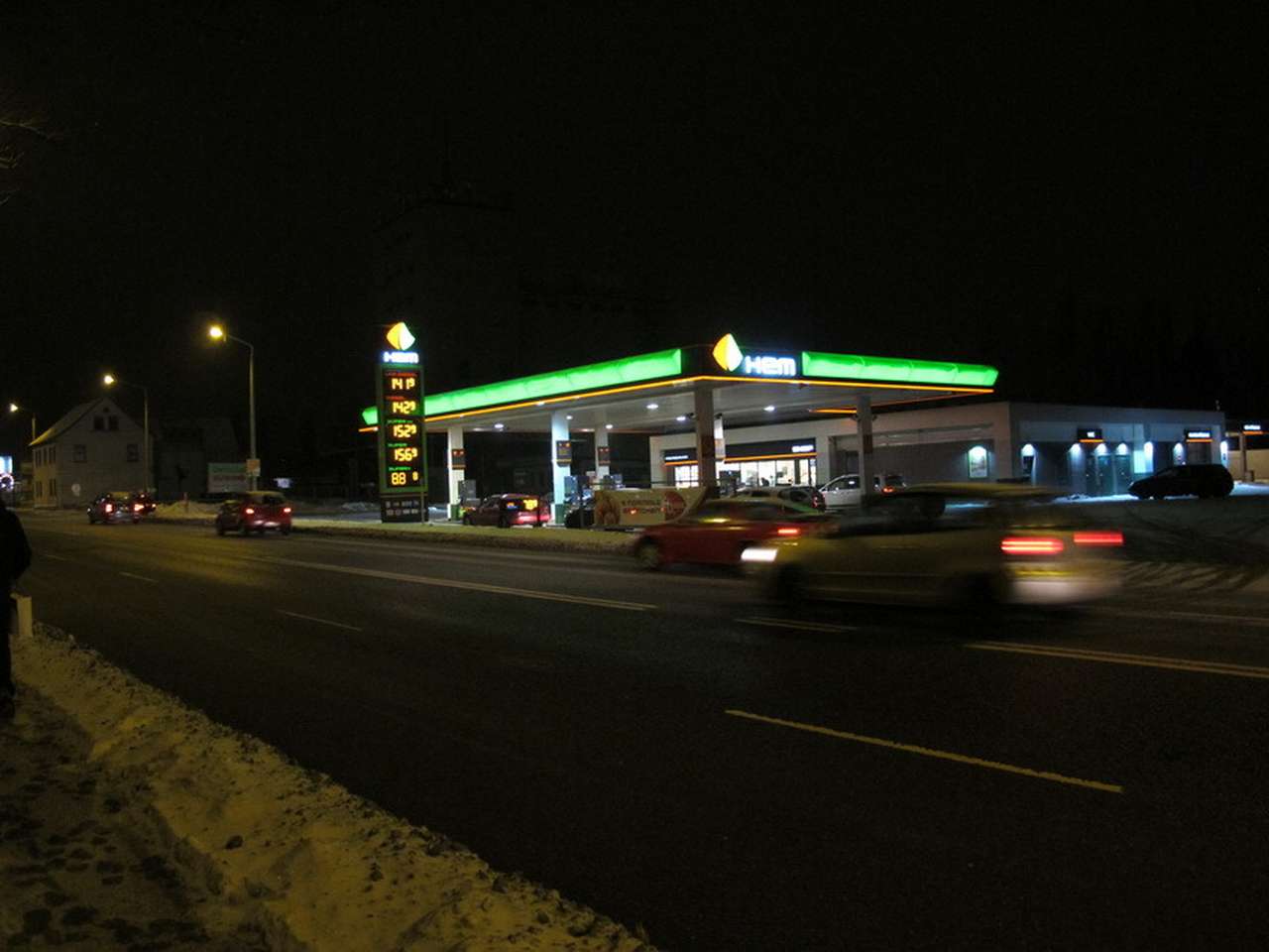 Импортный бензин -- уменьшится ли на нем расход?