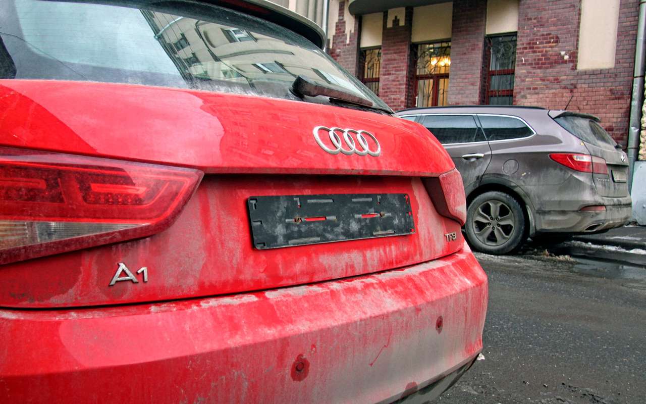 Металлическая пластина и рамка госномера с магнитом пользуются популярностью у водителей. Цена: 2500 рублей с доставкой.