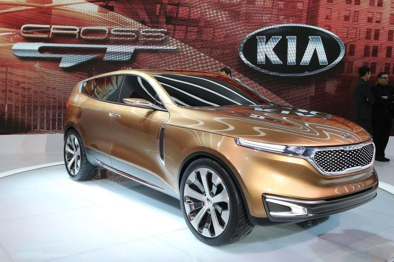 В Чикаго дебютировал гибридный кроссовер Kia Cross GT