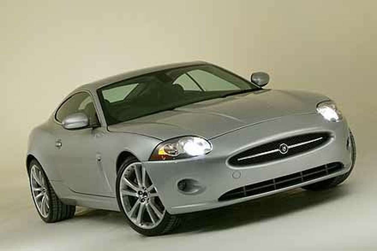 Jaguar XK – новое купе из Великобритании