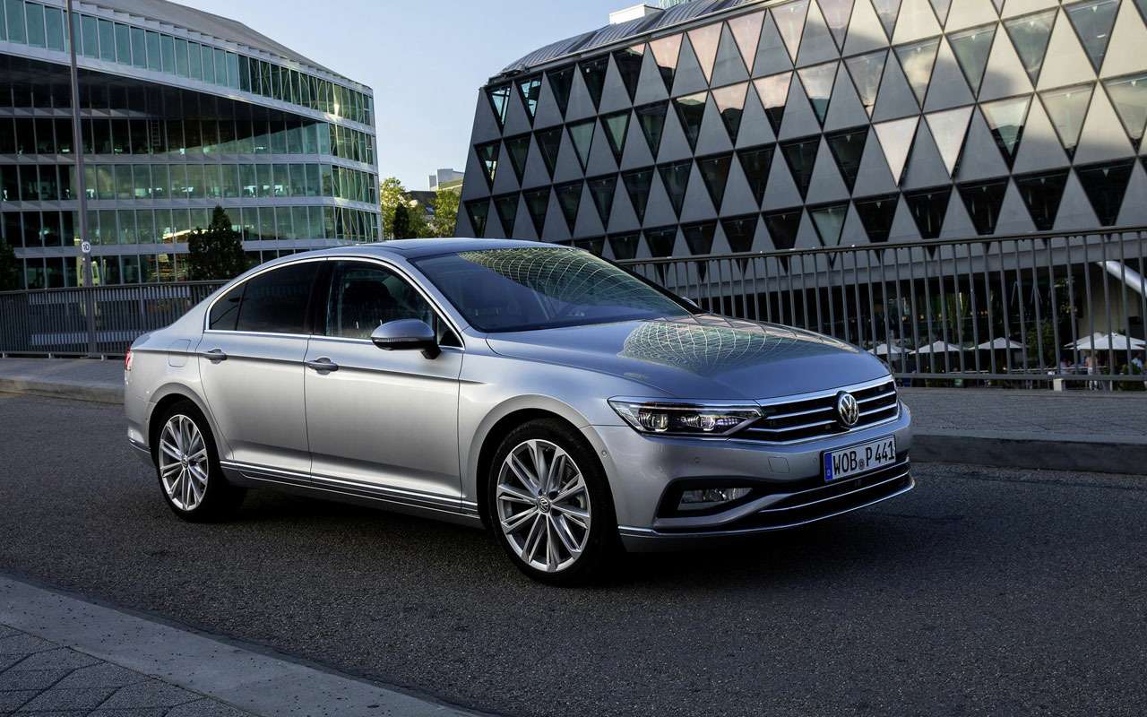 Новый VW Passat перестанет быть седаном