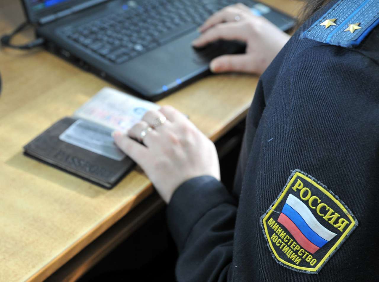 Приставы выловили владельца четырех машин, задолжавшего по штрафам 4,5 млн рублей 