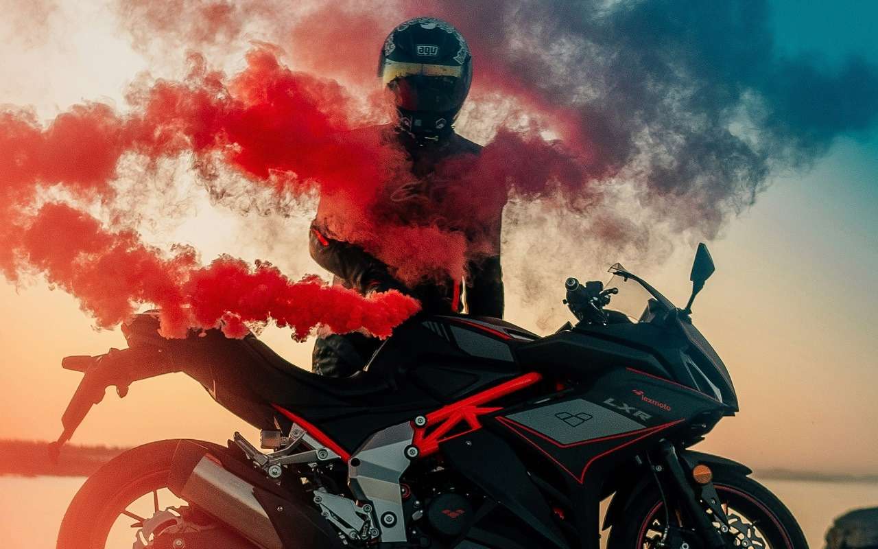 Скорость за 300: супермотоциклы с V4, которые можно купить