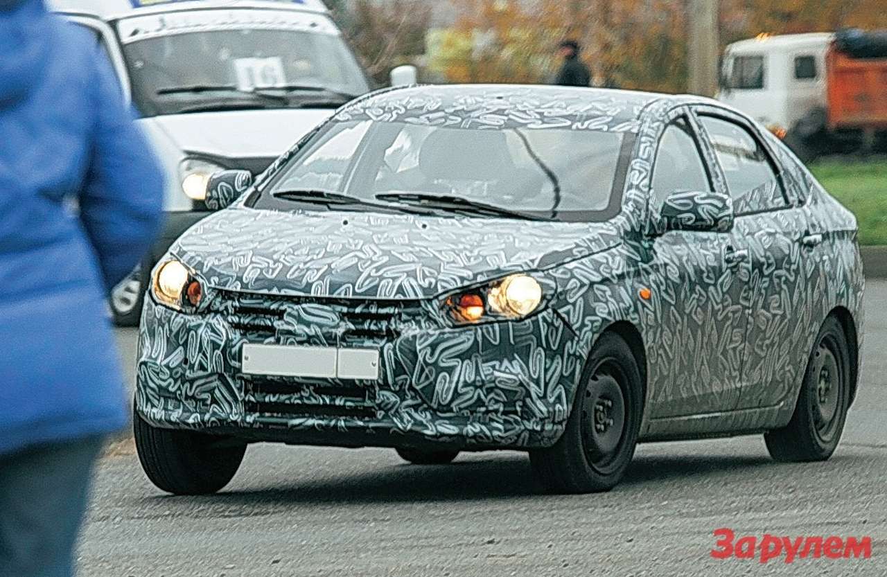 Передок машины выполнен в Х-стилистике.