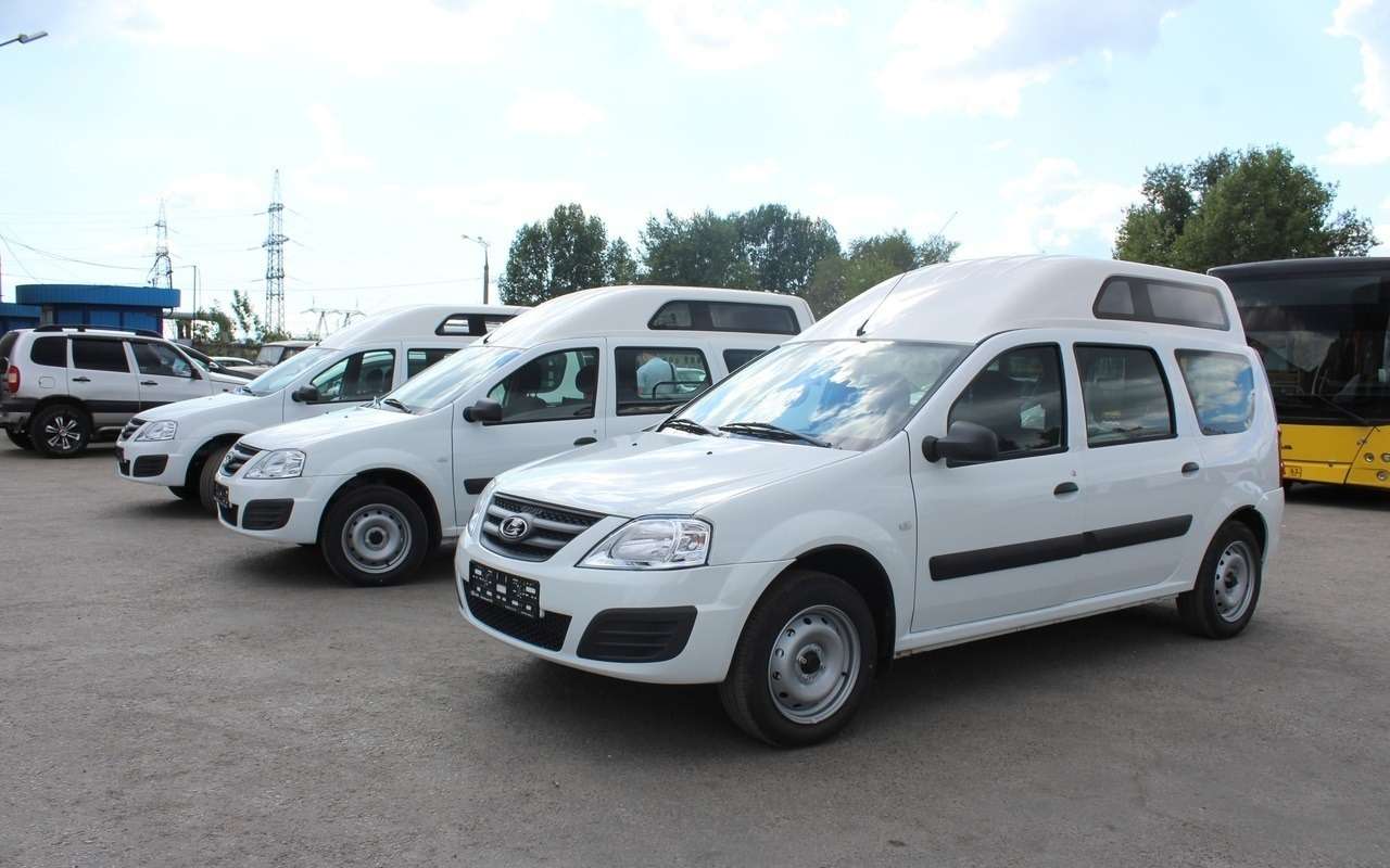 Lada Largus с высокой крышей поступил в эксплуатацию