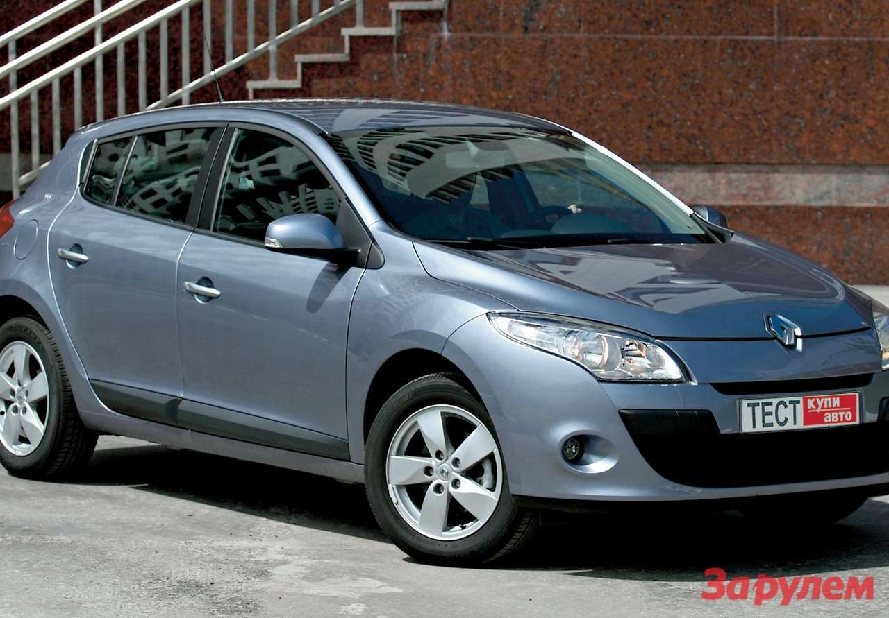 “РЕНО-МЕГАН” от 559 500 руб.