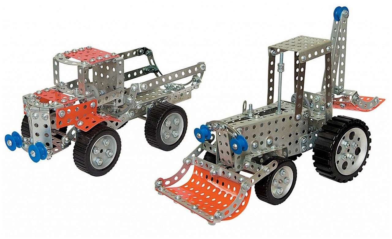 Игра в конструктор: почему мы все прощаем отечественным автомобилям?