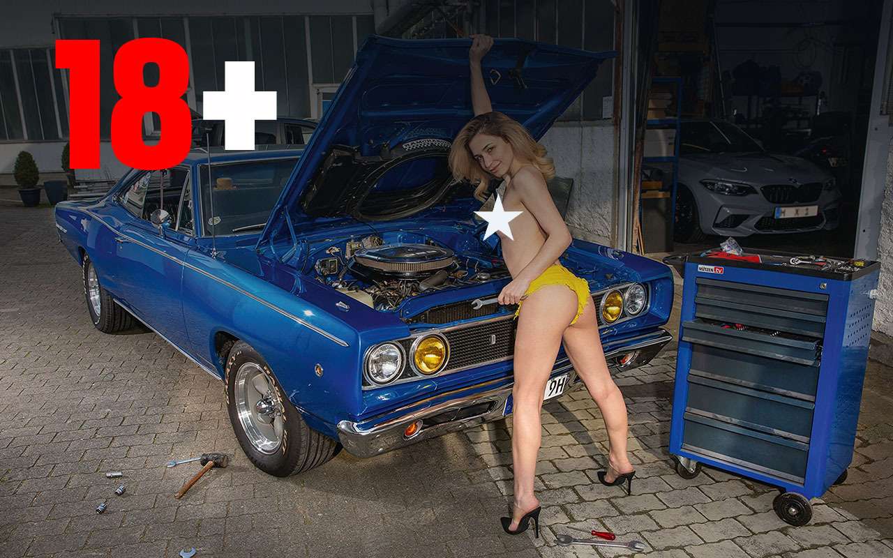 Календарь с девушками «Мечты механика-2022» вышел в свет