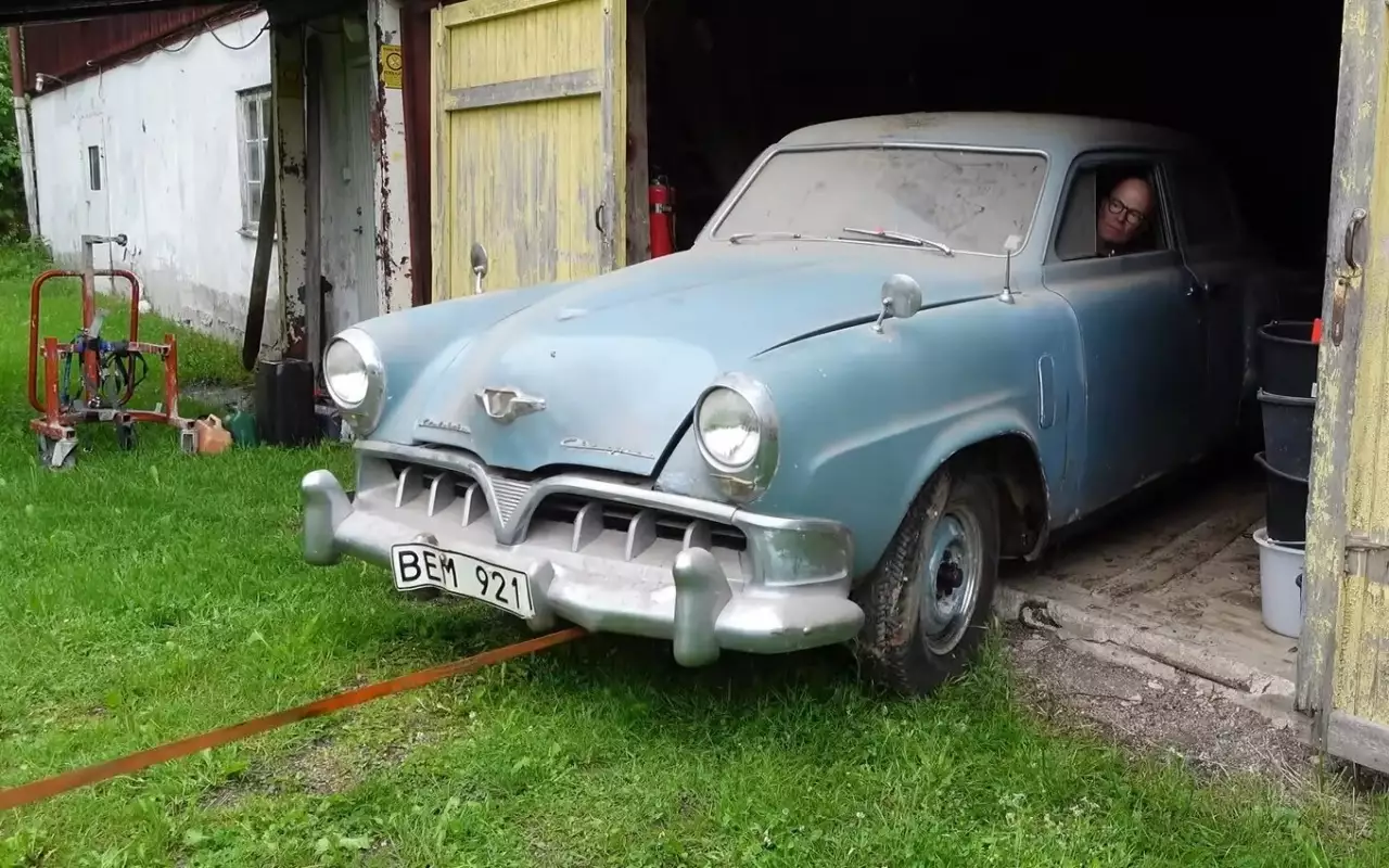 Studebaker Champion