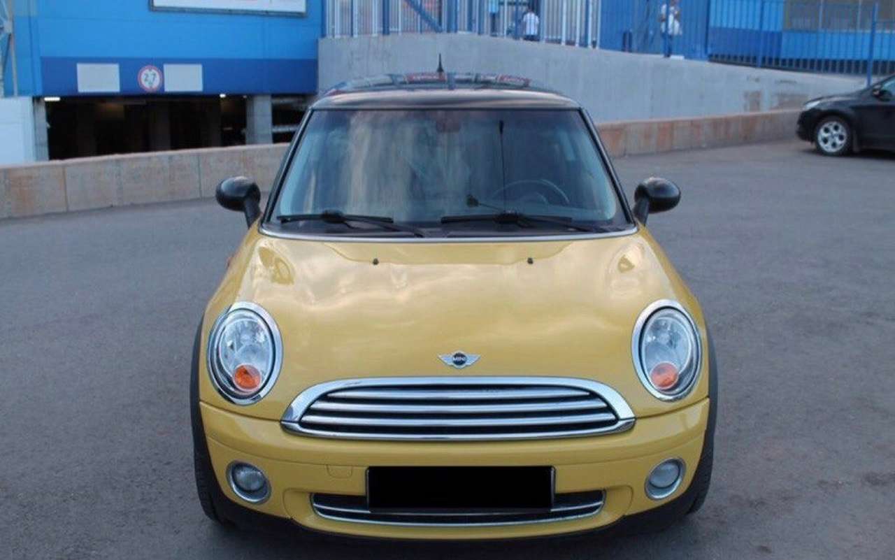 Первый автомобиль Ольги Бузовой продают в интернете за 5 миллионов