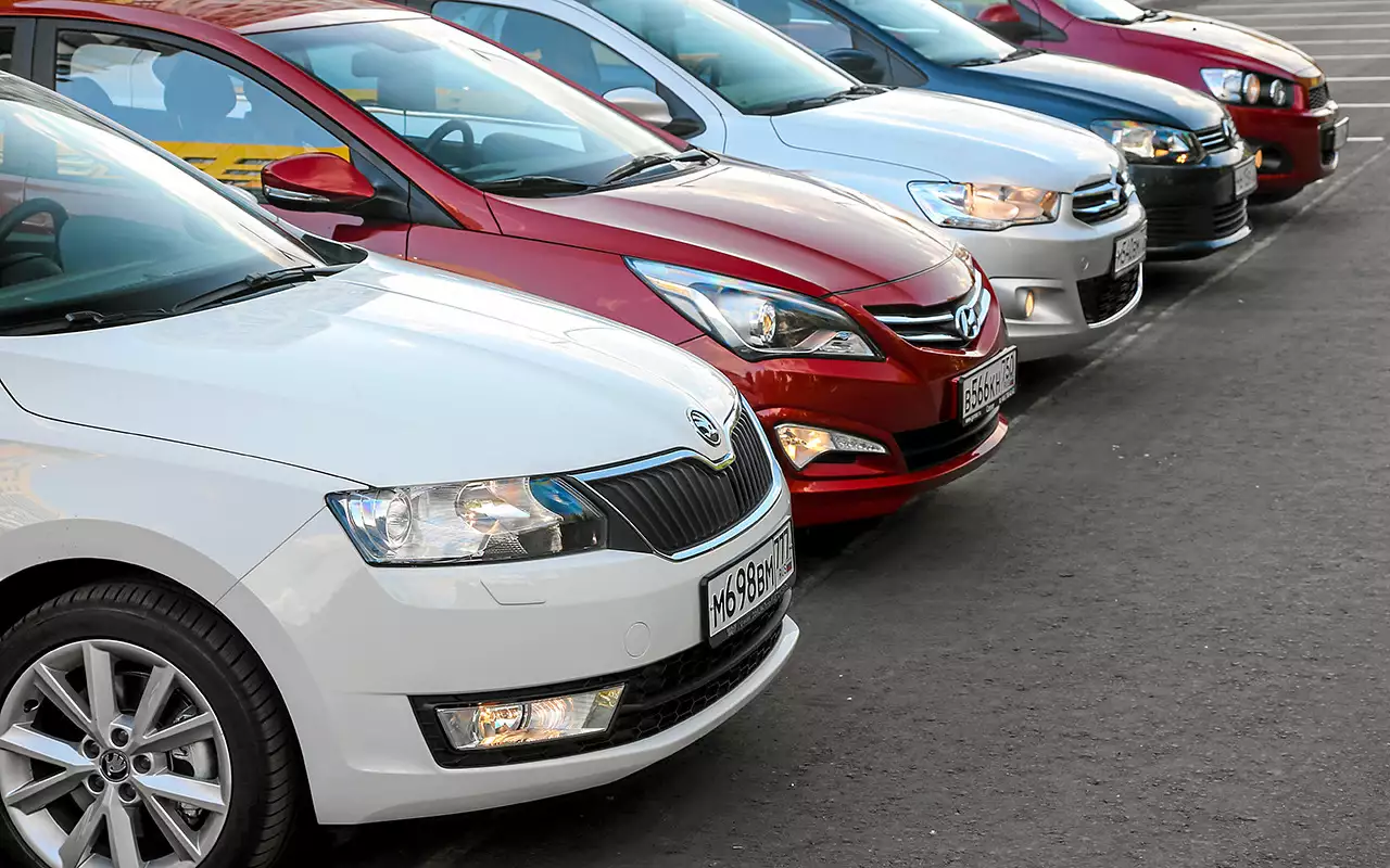 Что взять вместо Жигулей — надежный автомобиль за 300 000 рублей