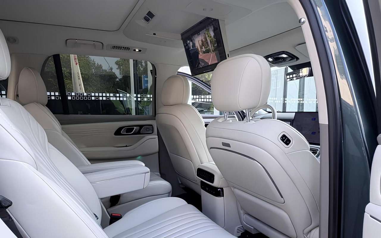 Geely Galaxy M9