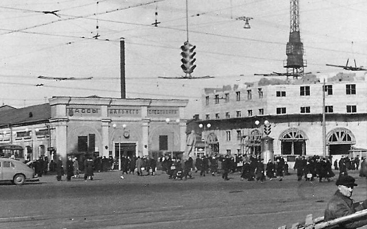 «Четырехглазые» советские светофоры: как работали и зачем были нужны?