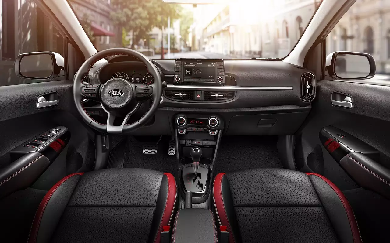 Интерьер Kia Picanto