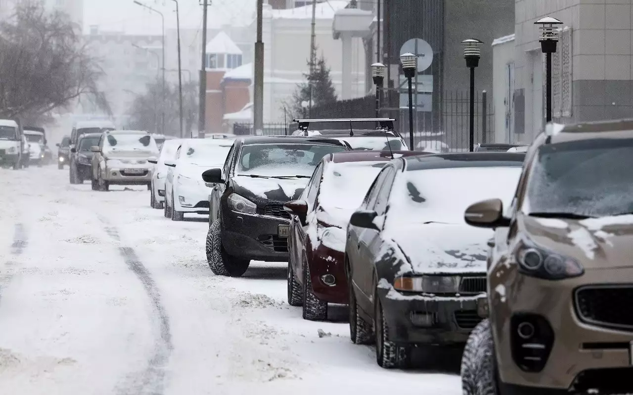 Сотрудник ГАИ неправомерно штрафует на выезде из двора: куда жаловаться?