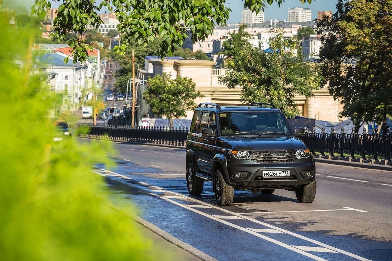 УАЗ Патриот научат озираться по сторонам