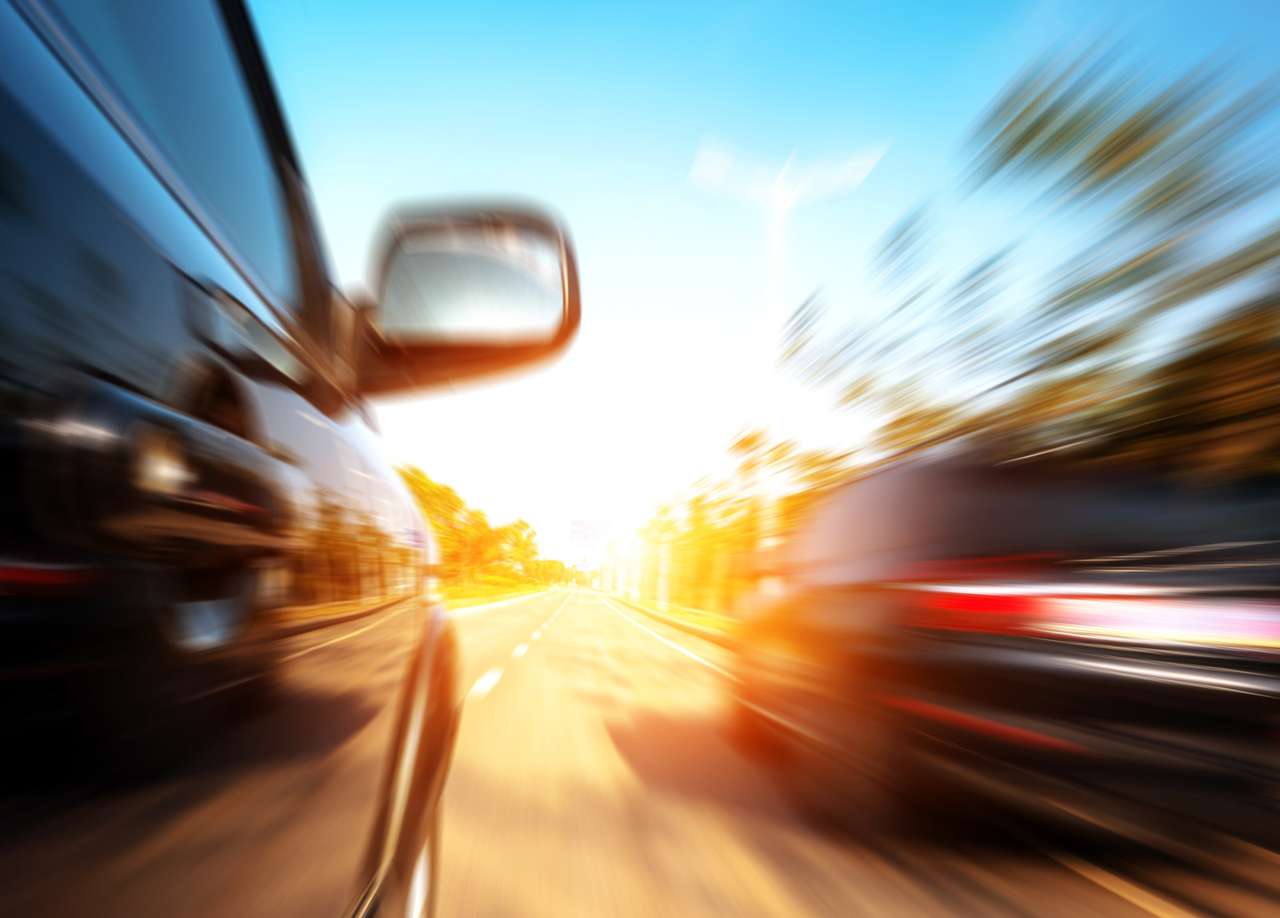 Водителей будут наказывать за превышение не только скорости, но и уровня шума