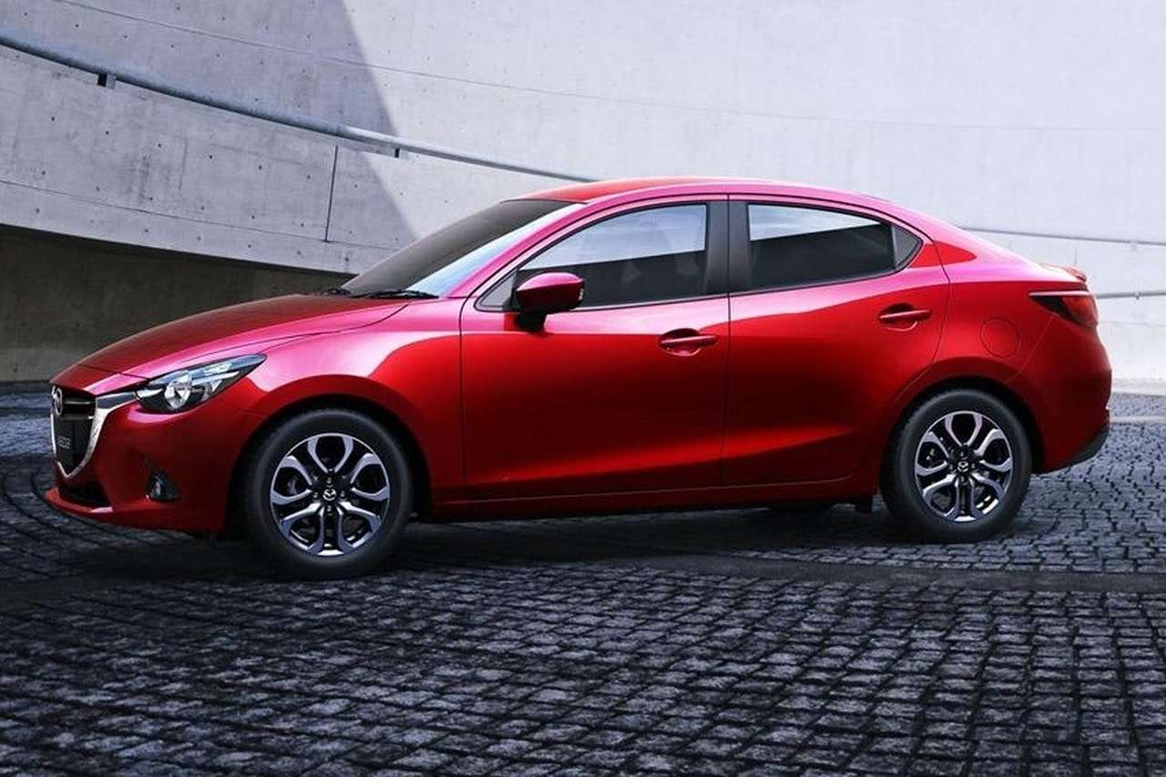 Новая Mazda2 представлена в кузове седан