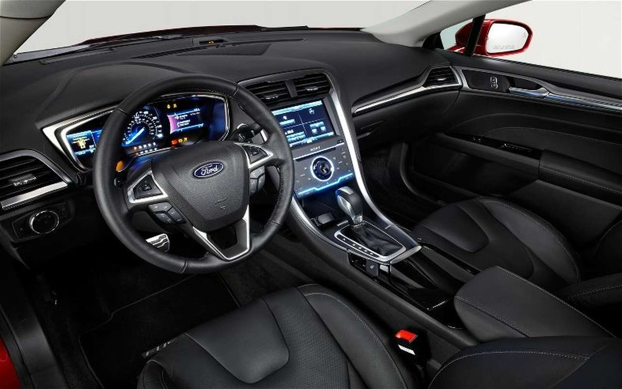 Интерьеры машин Ford будут делать по технологии Coca-Cola